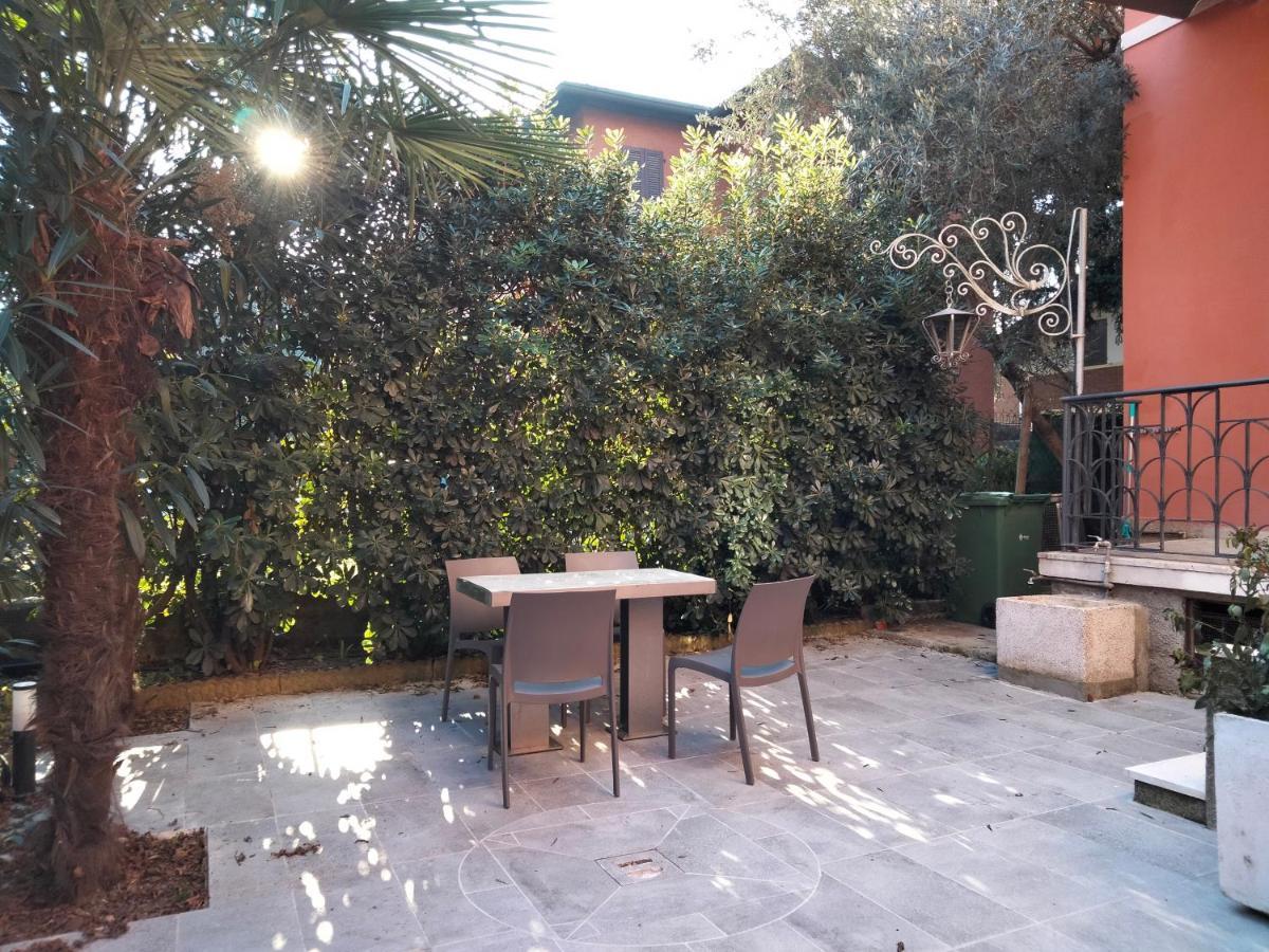 La Villa Bed & Breakfast Milan Bagian luar foto