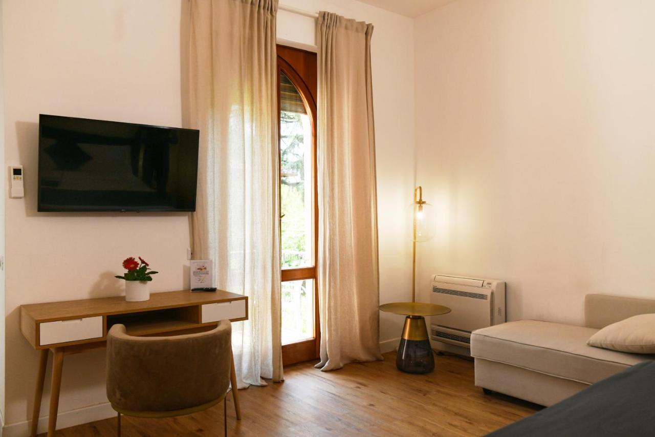 La Villa Bed & Breakfast Milan Bagian luar foto