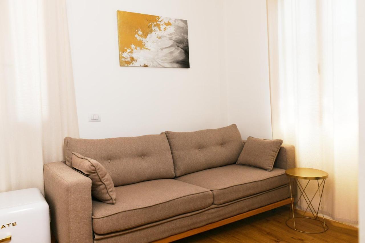 La Villa Bed & Breakfast Milan Bagian luar foto