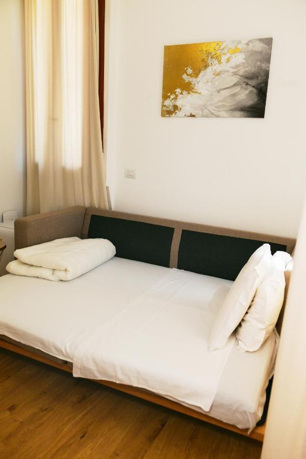 La Villa Bed & Breakfast Milan Bagian luar foto